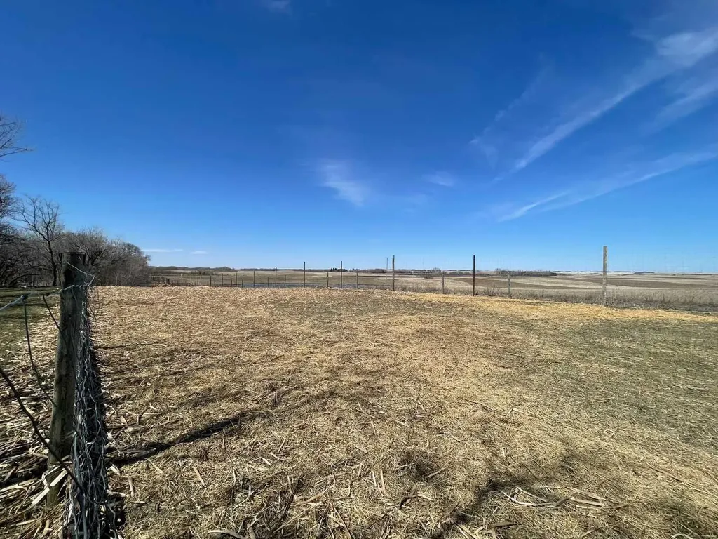 47275 Range Road 3272 Rural SK S0M 1R0