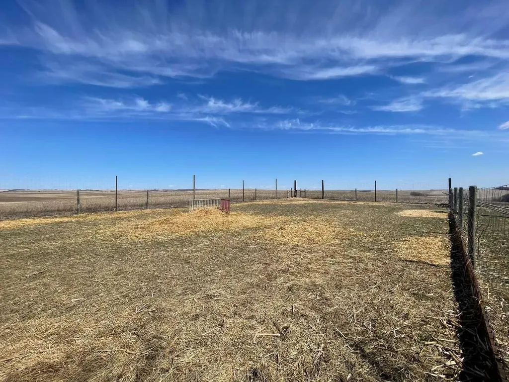 47275 Range Road 3272 Rural SK S0M 1R0