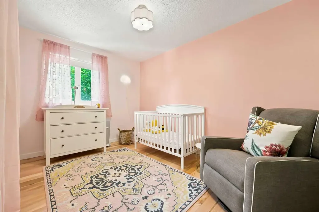 27 Silver Springs Drive NW Calgary AB T3B 4N3