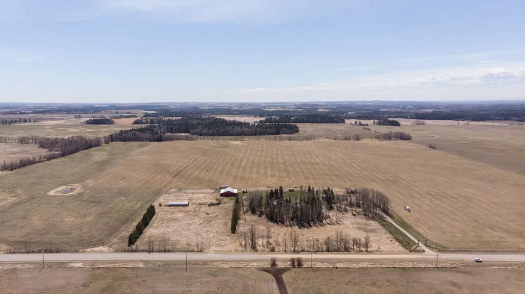 3327 360 Township Rural Red Deer County AB T4G0N2