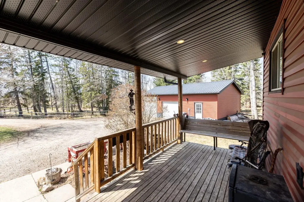 3327 360 Township Rural Red Deer County AB T4G0N2