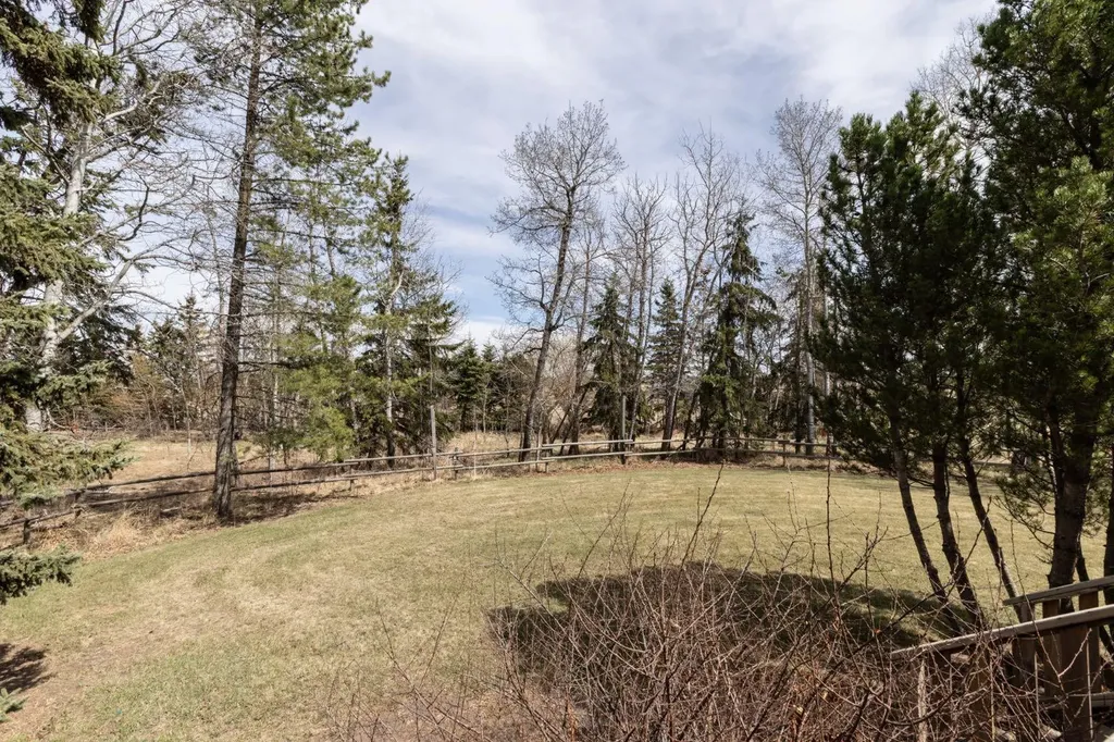 3327 360 Township Rural Red Deer County AB T4G0N2