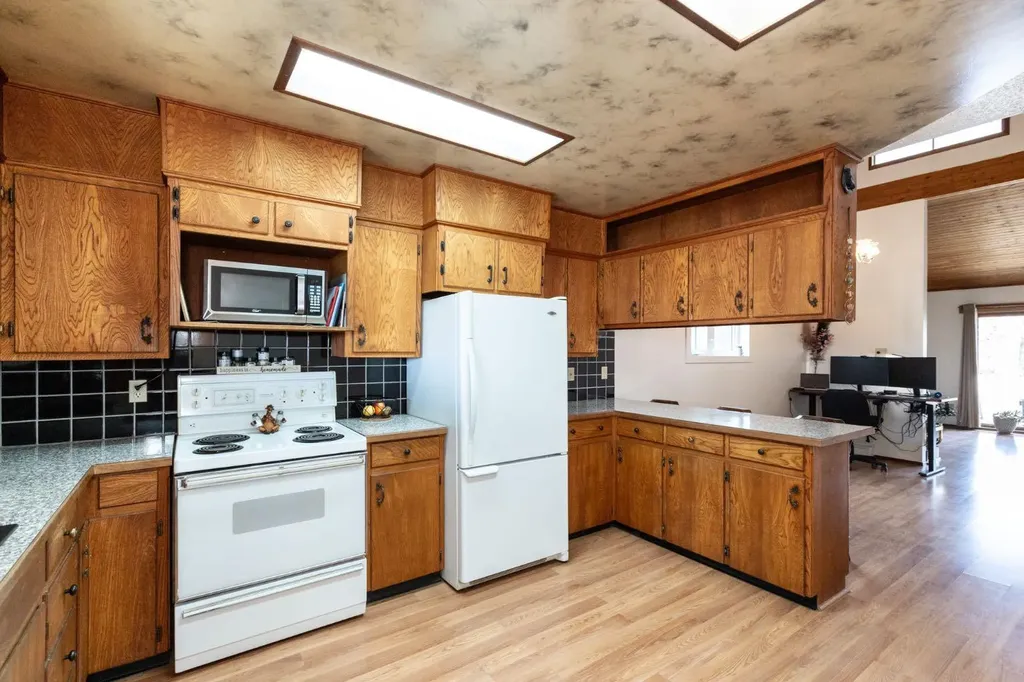 3327 360 Township Rural Red Deer County AB T4G0N2