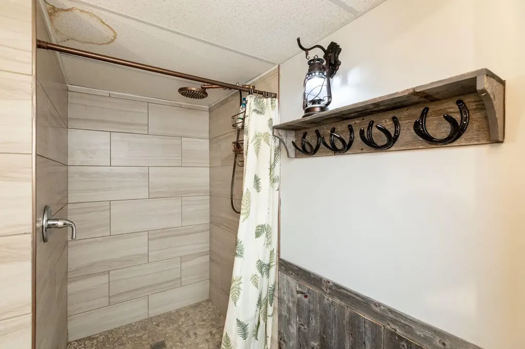 3327 360 Township Rural Red Deer County AB T4G0N2