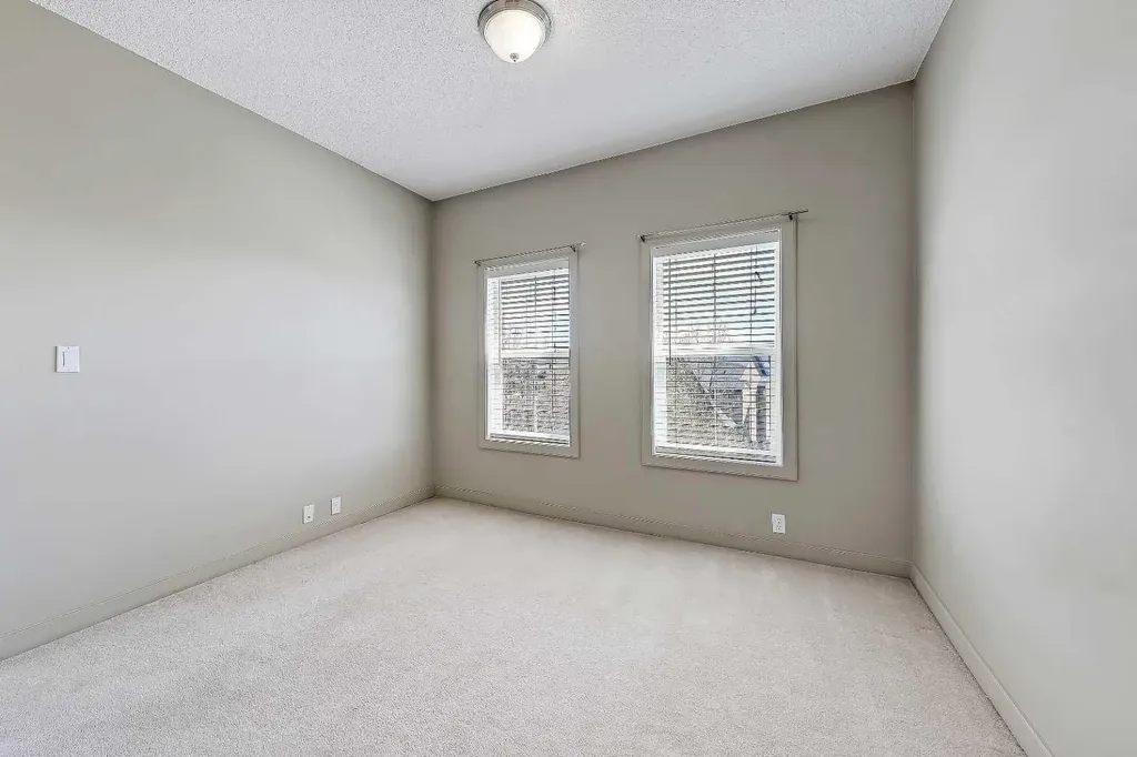5605 Henwood Street SW Calgary AB T3E 7R2