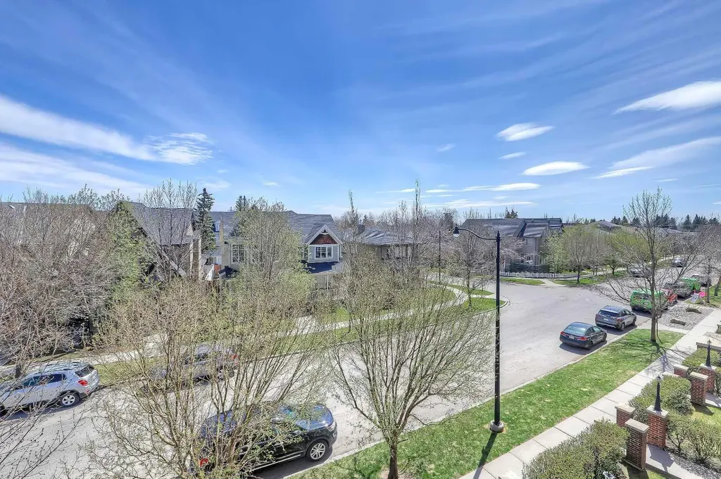 5605 Henwood Street SW Calgary AB T3E 7R2