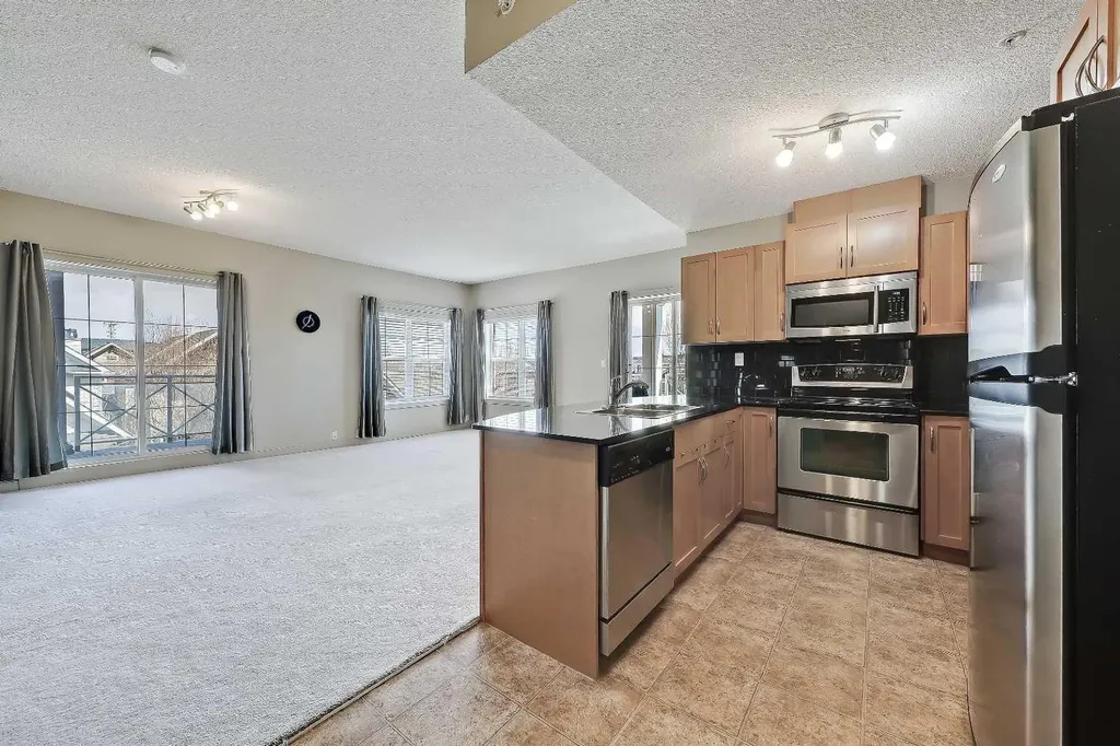 5605 Henwood Street SW Calgary AB T3E 7R2