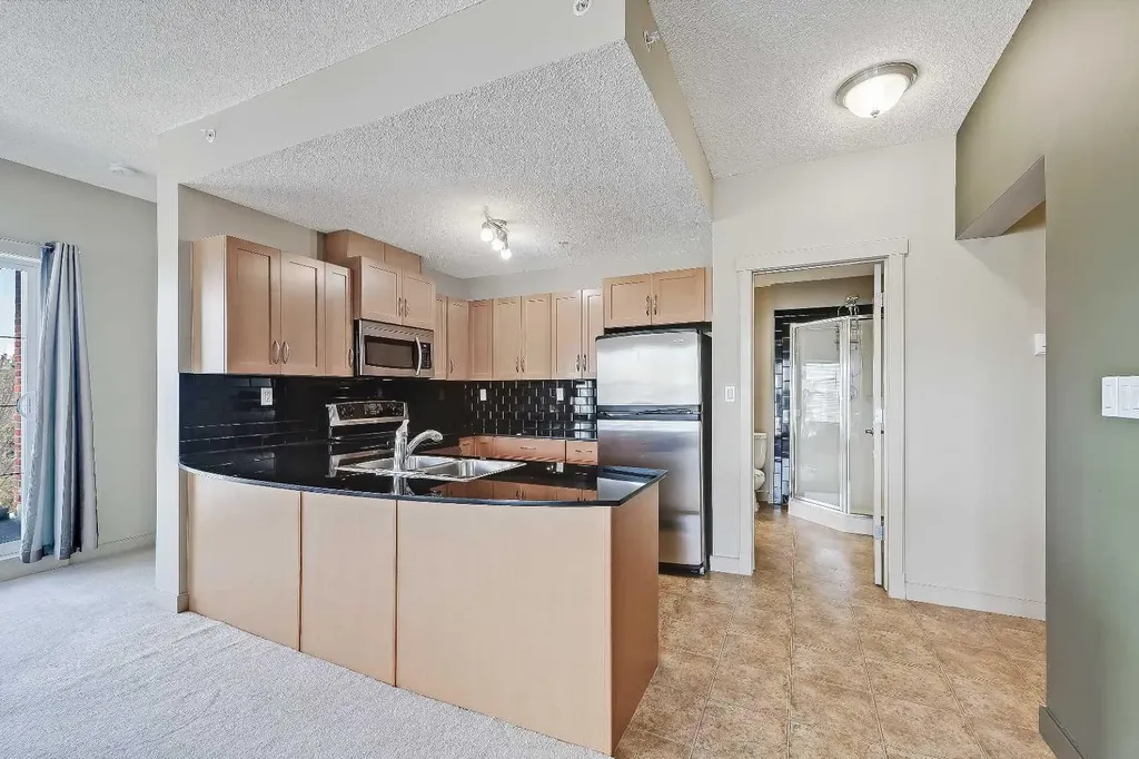 5605 Henwood Street SW Calgary AB T3E 7R2