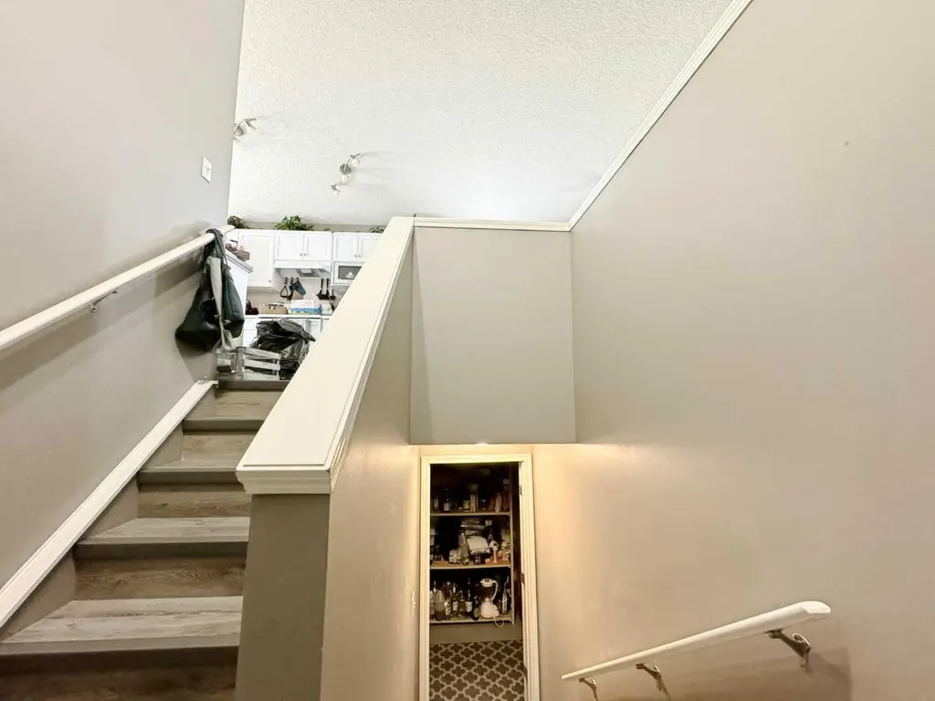 101 Channelside Cove SW Airdrie AB T4B 3J1