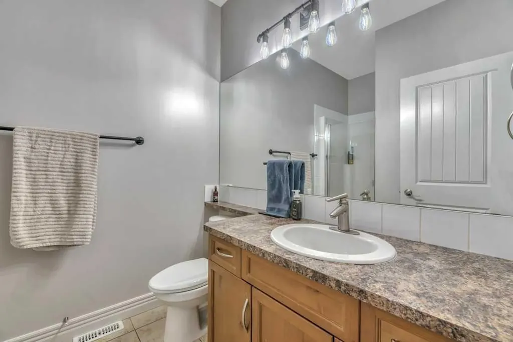 172 Rockyledge View NW Calgary AB T3G6B2