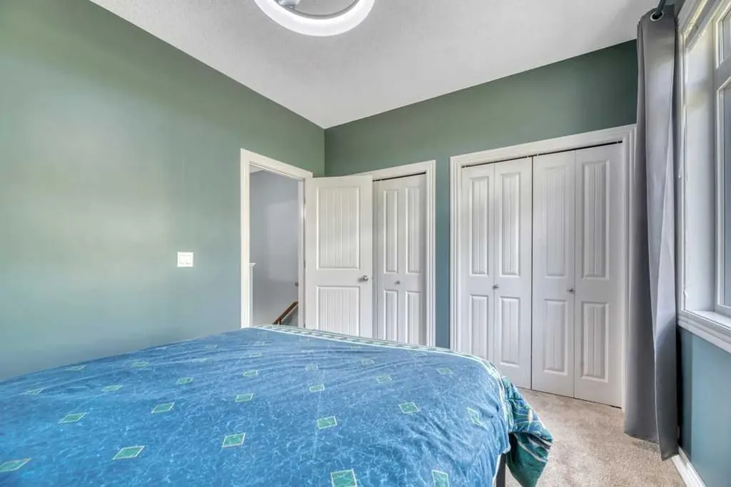 172 Rockyledge View NW Calgary AB T3G6B2