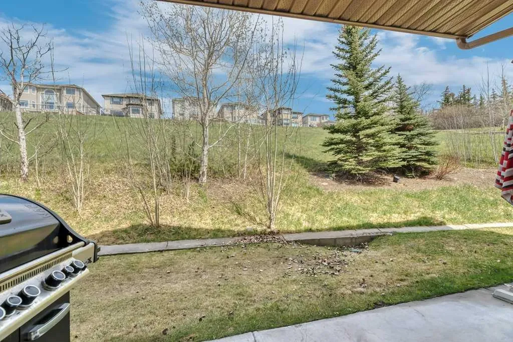 172 Rockyledge View NW Calgary AB T3G6B2
