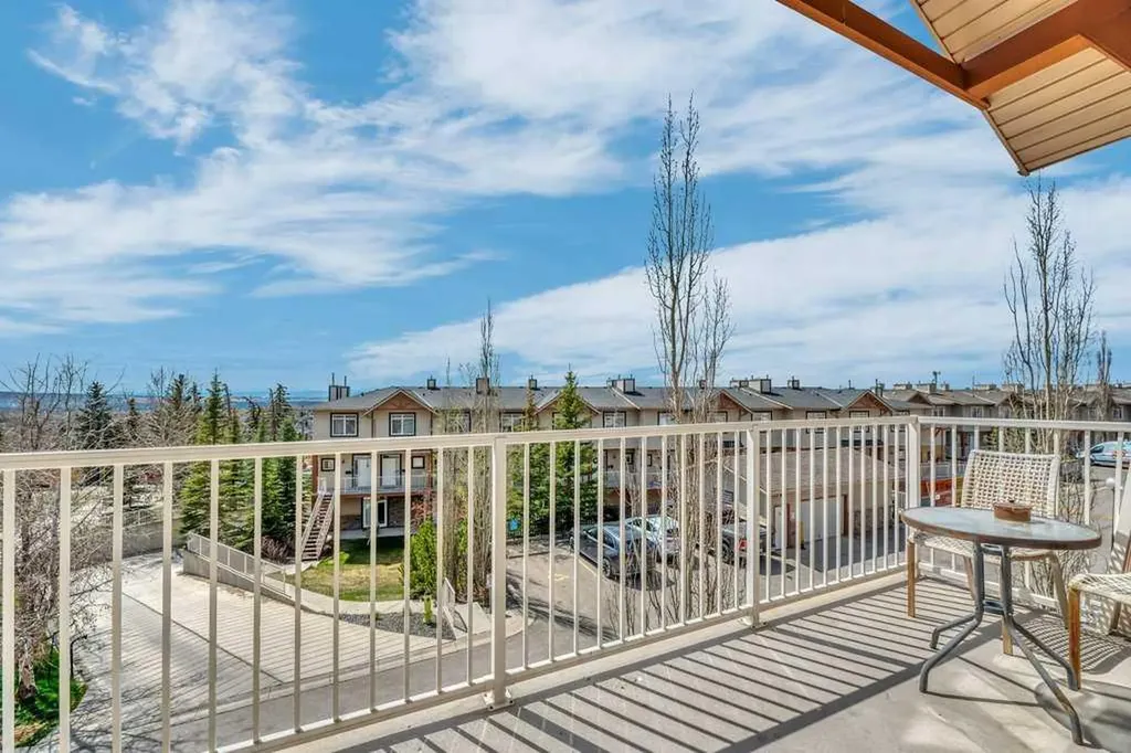 172 Rockyledge View NW Calgary AB T3G6B2