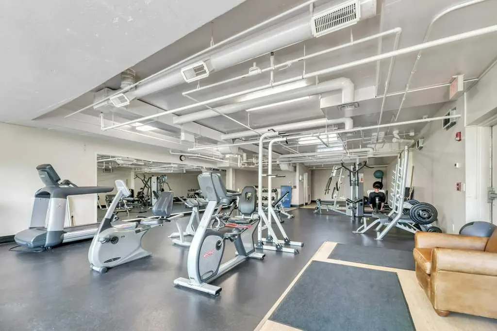 172 Rockyledge View NW Calgary AB T3G6B2