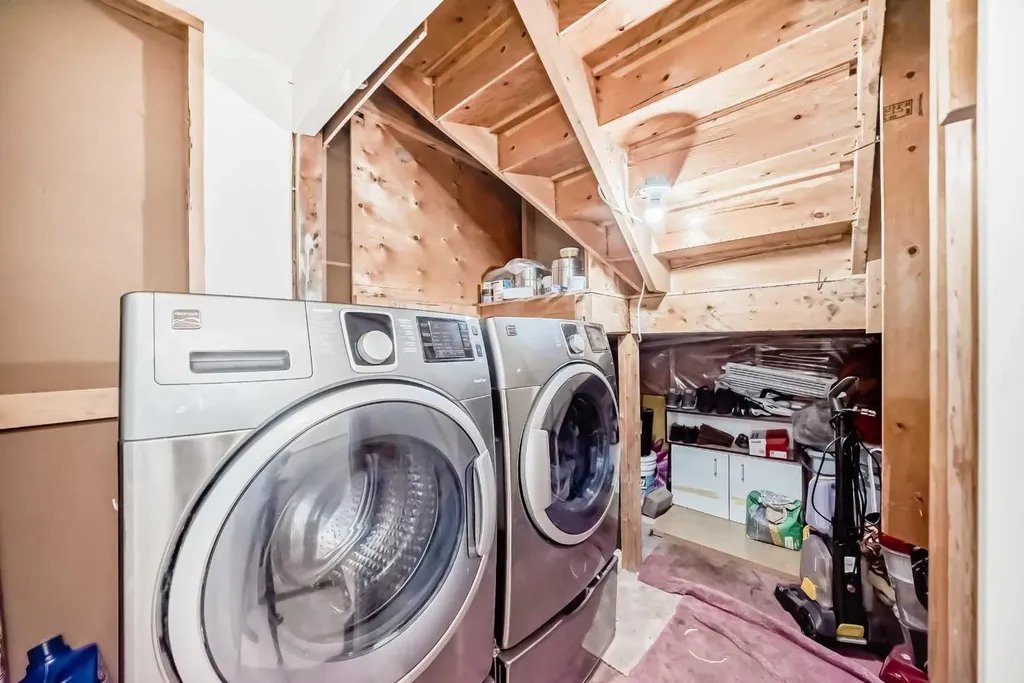 11 Martinwood Road NE Calgary AB T3J 3G6