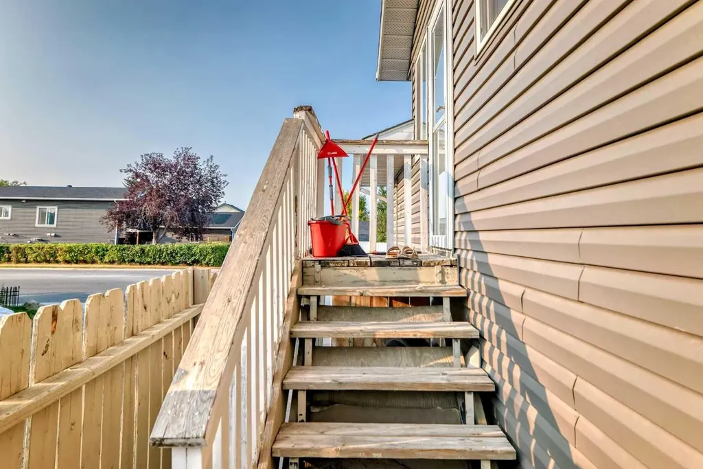 11 Martinwood Road NE Calgary AB T3J 3G6