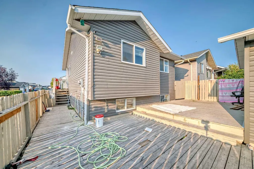 11 Martinwood Road NE Calgary AB T3J 3G6
