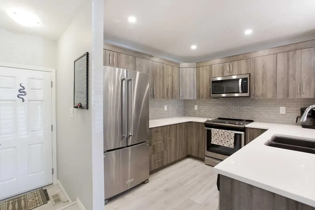 239 Windford Crescent SW Airdrie AB T4B5E5