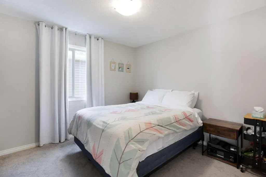 239 Windford Crescent SW Airdrie AB T4B5E5
