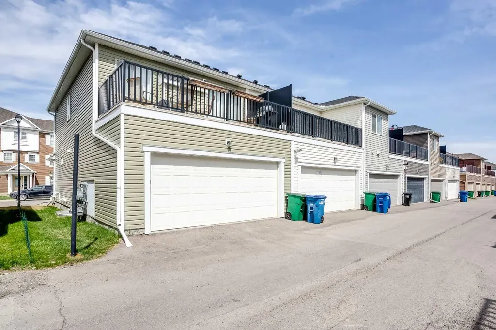 239 Windford Crescent SW Airdrie AB T4B5E5