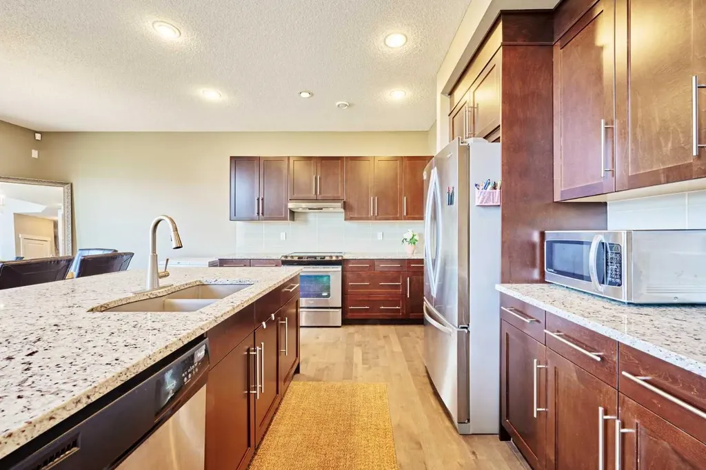 109 Sherwood Road NW Calgary AB T3R 0P1