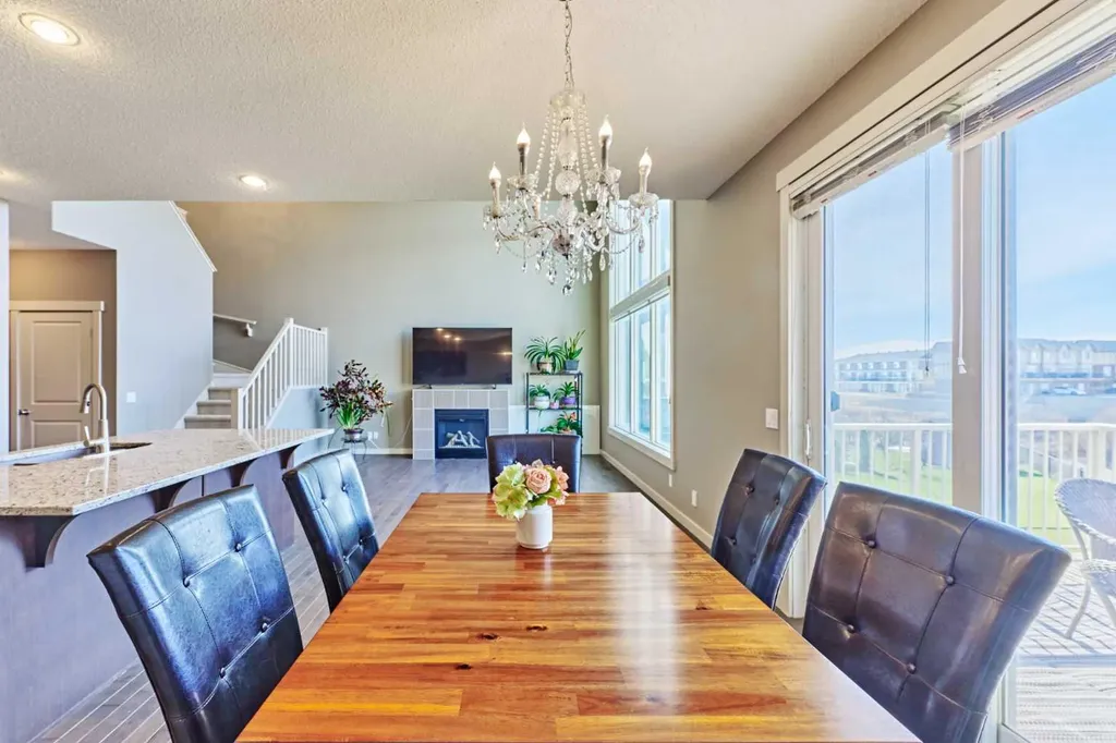 109 Sherwood Road NW Calgary AB T3R 0P1