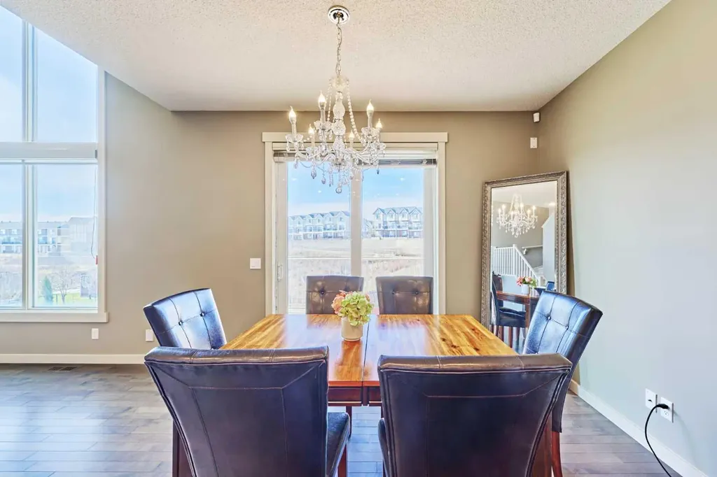 109 Sherwood Road NW Calgary AB T3R 0P1