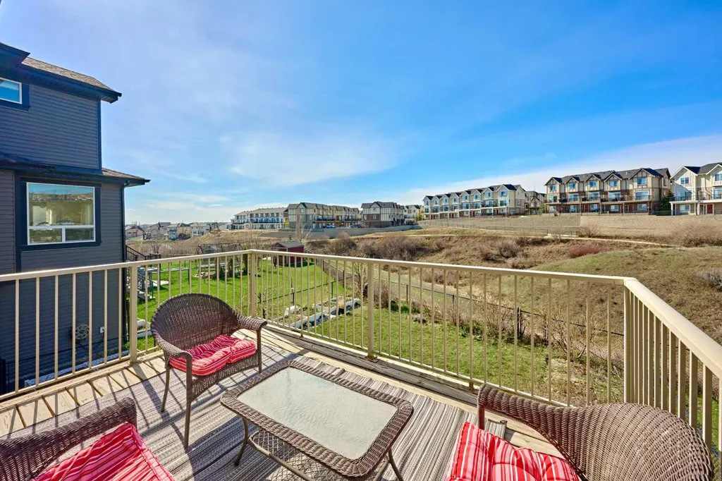 109 Sherwood Road NW Calgary AB T3R 0P1