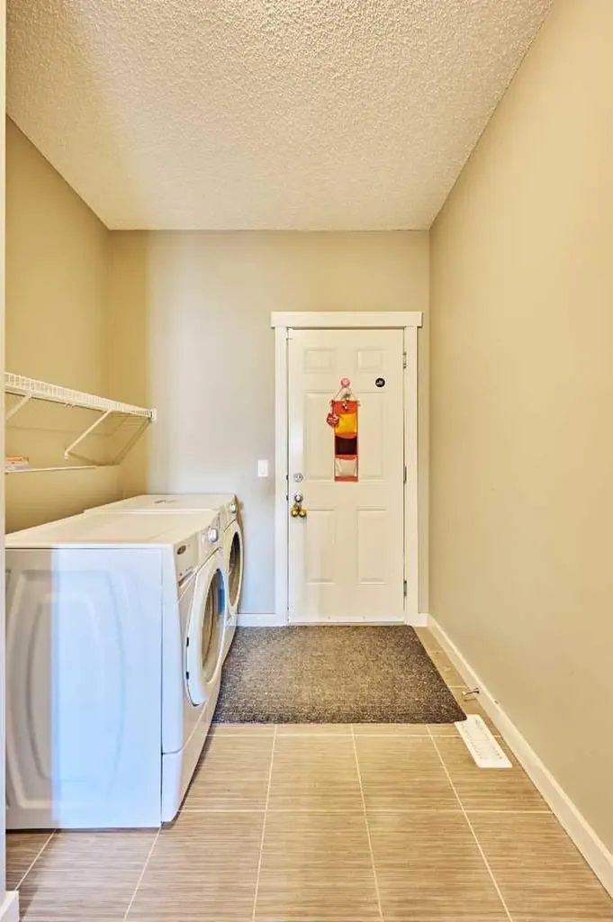 109 Sherwood Road NW Calgary AB T3R 0P1