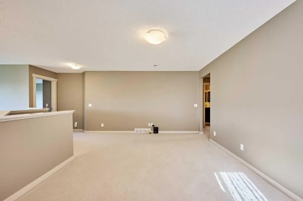 109 Sherwood Road NW Calgary AB T3R 0P1