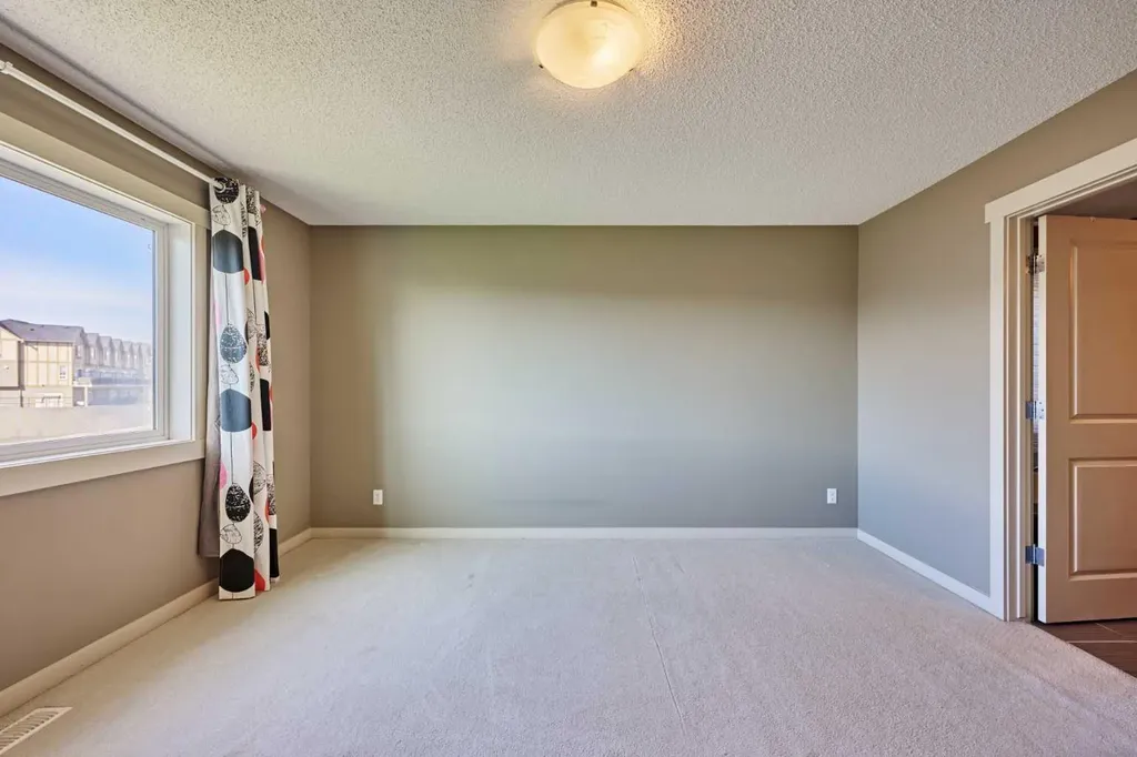 109 Sherwood Road NW Calgary AB T3R 0P1