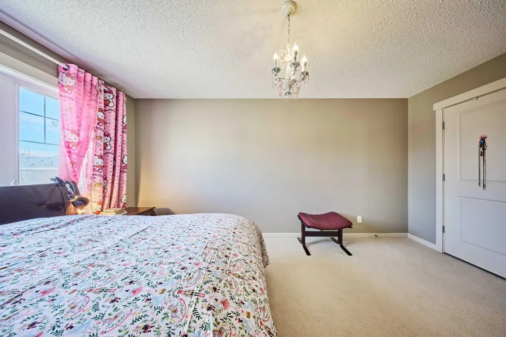 109 Sherwood Road NW Calgary AB T3R 0P1