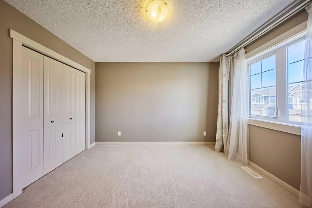 109 Sherwood Road NW Calgary AB T3R 0P1