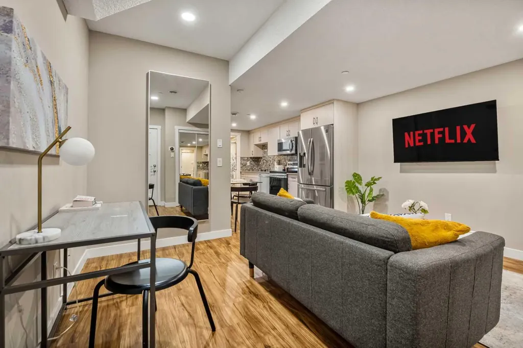 166 Howse Common NE Calgary AB T3P 1L6