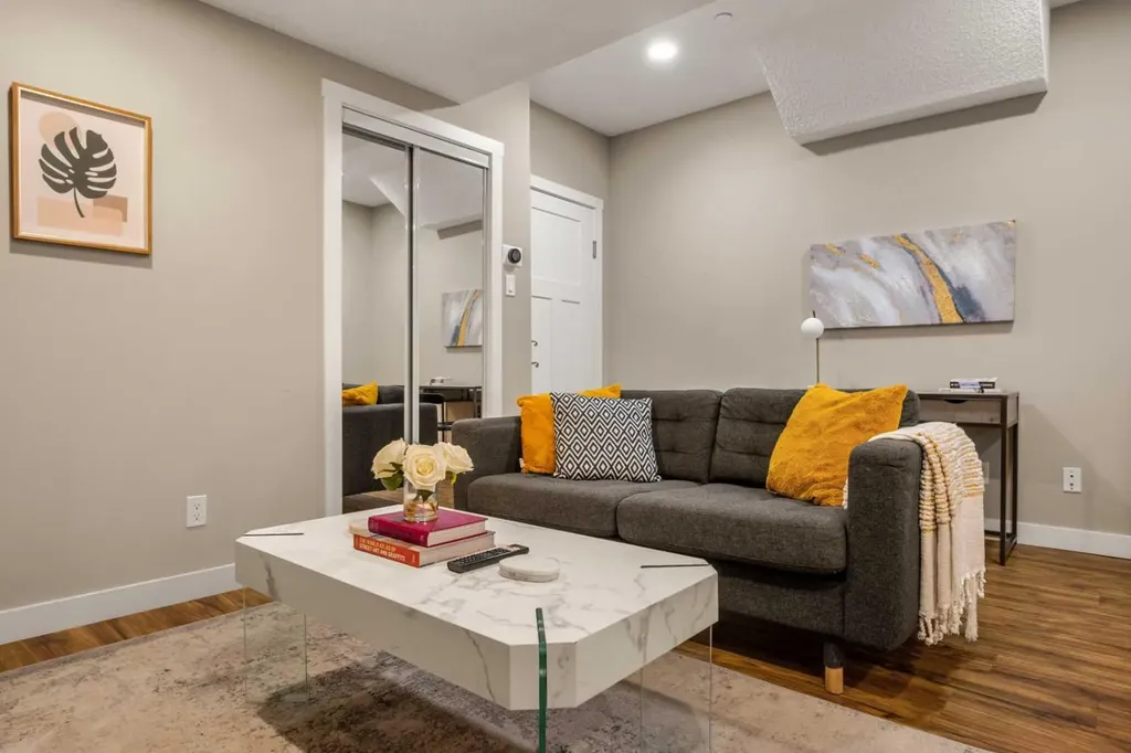 166 Howse Common NE Calgary AB T3P 1L6