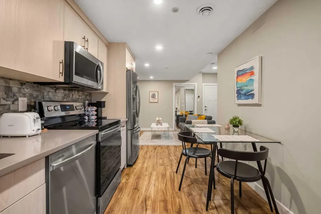 166 Howse Common NE Calgary AB T3P 1L6