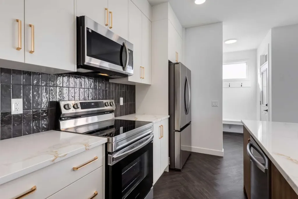37 Sora Passage SE Calgary AB T3S 1C4