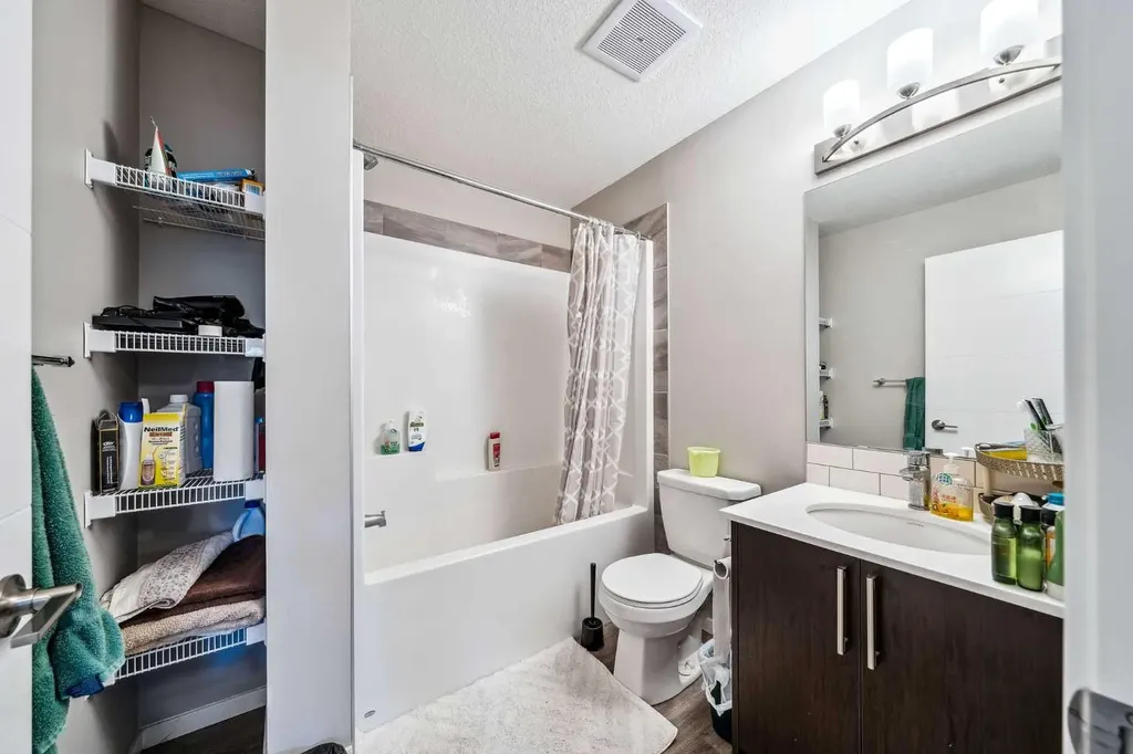 90 Redstone Way NE Calgary AB T3N 1M6