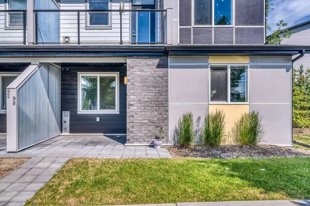 90 Redstone Way NE Calgary AB T3N 1M6