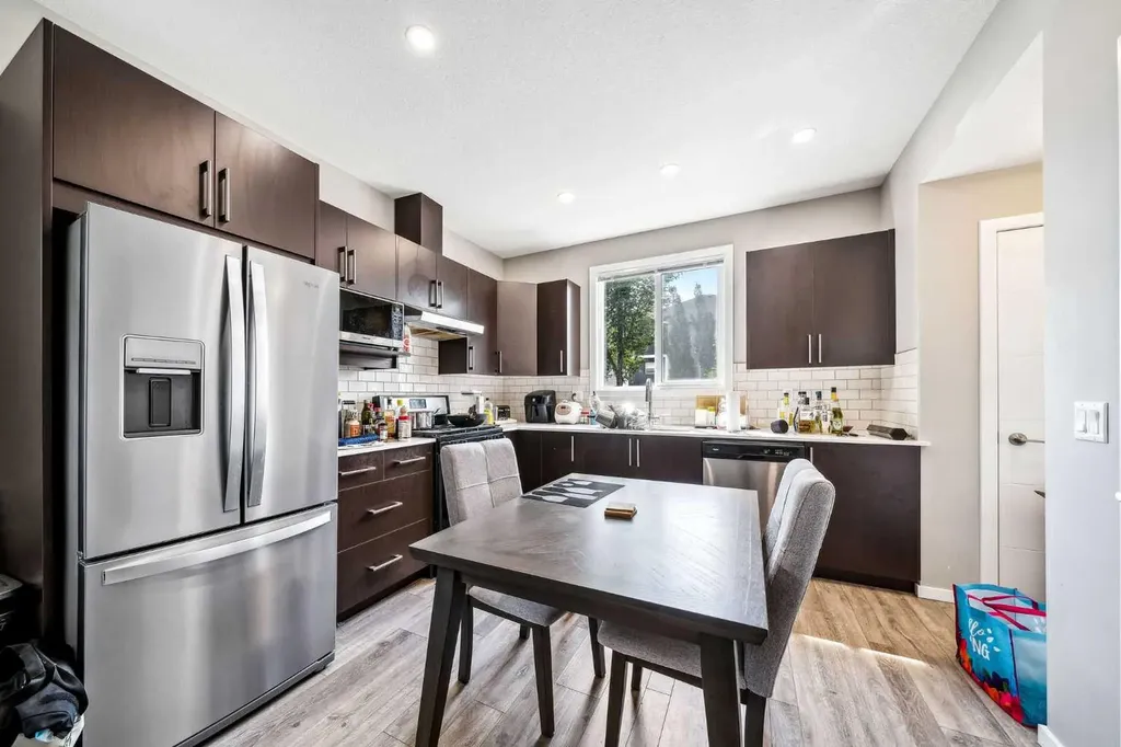 90 Redstone Way NE Calgary AB T3N 1M6