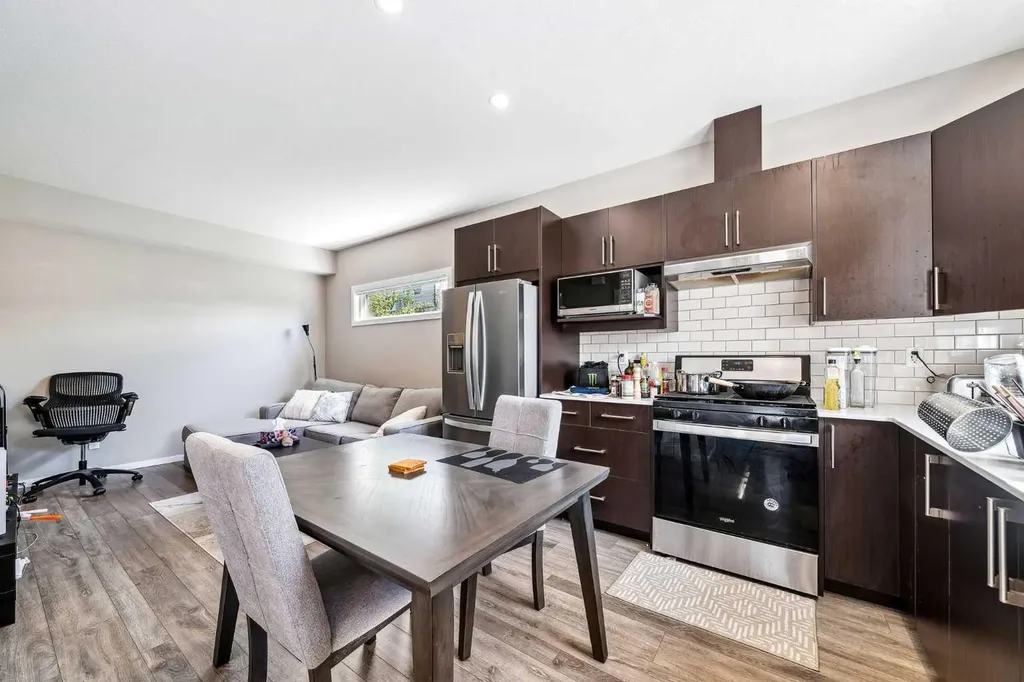 90 Redstone Way NE Calgary AB T3N 1M6