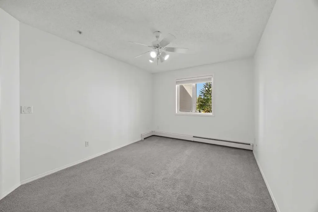 260 Shawville Way SE Calgary AB T2Y 3Z7
