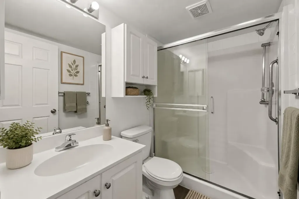 260 Shawville Way SE Calgary AB T2Y 3Z7
