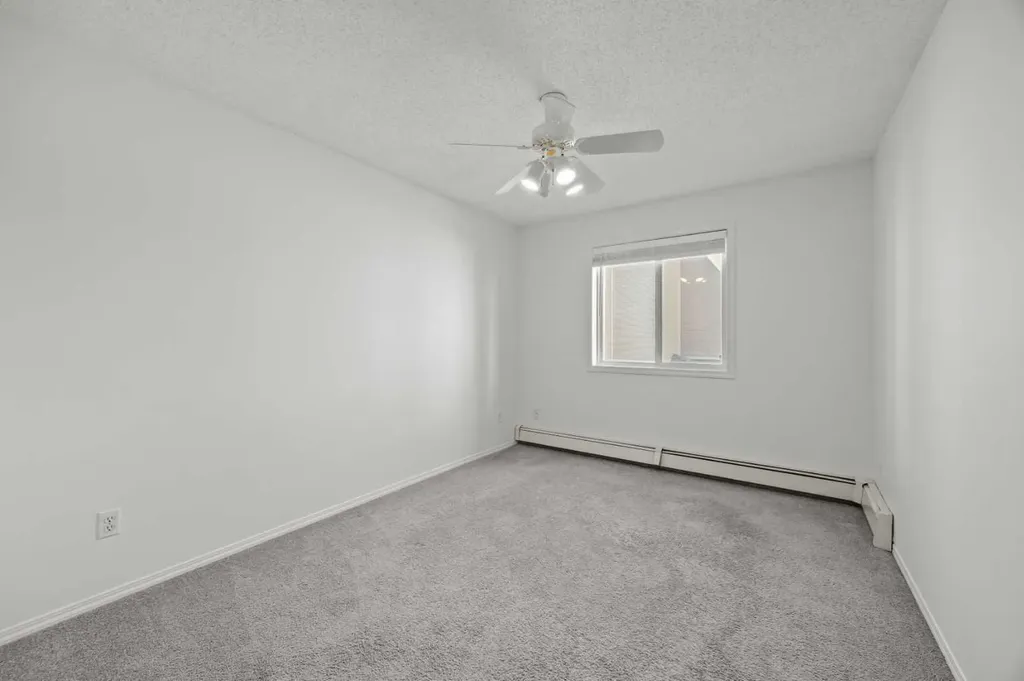 260 Shawville Way SE Calgary AB T2Y 3Z7