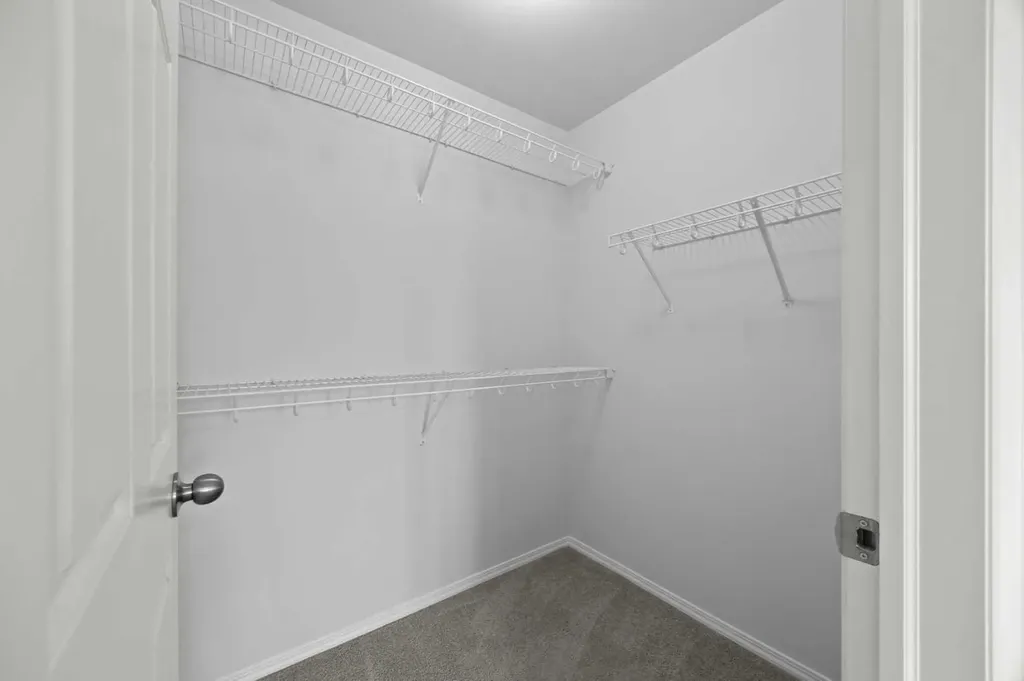 260 Shawville Way SE Calgary AB T2Y 3Z7