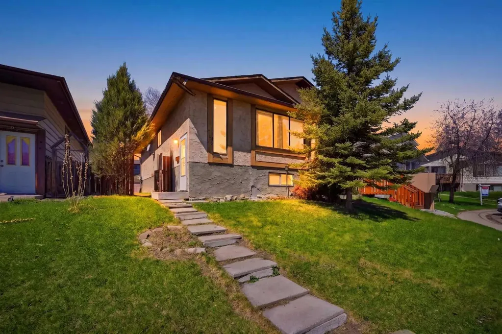 62 Templeson Crescent NE Calgary AB T1Y5L8
