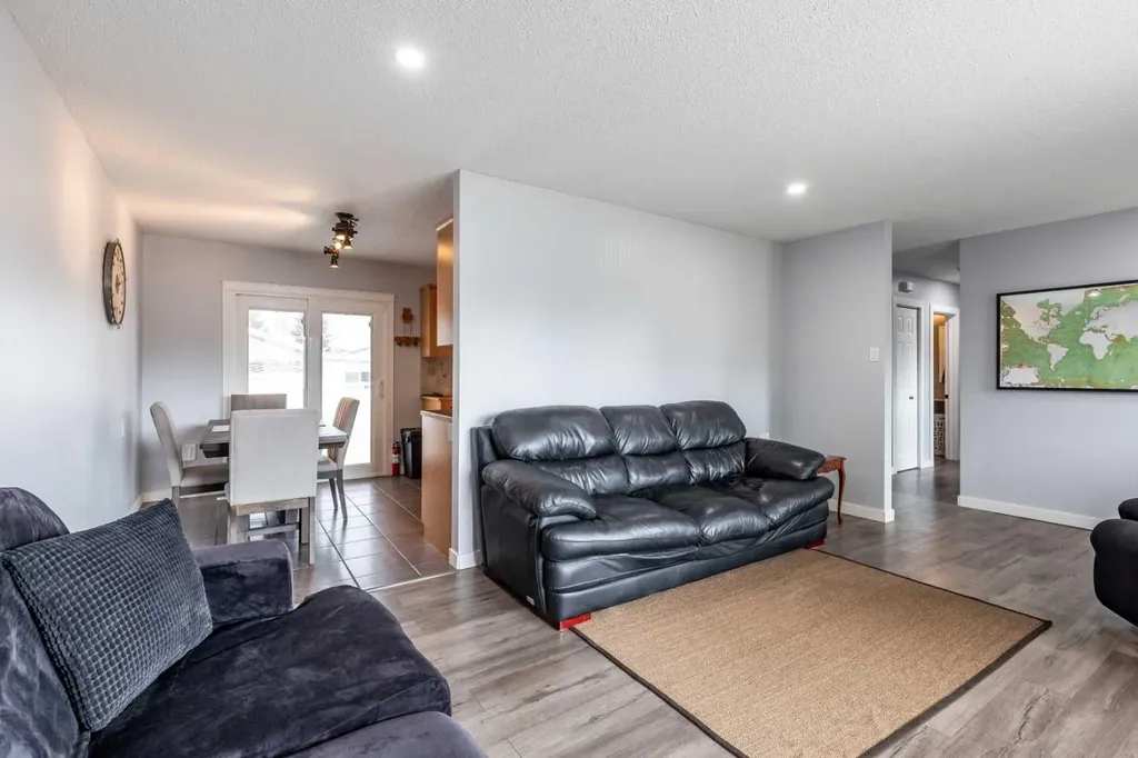 510 Terrill Road NW Medicine Hat AB T1A 7A7