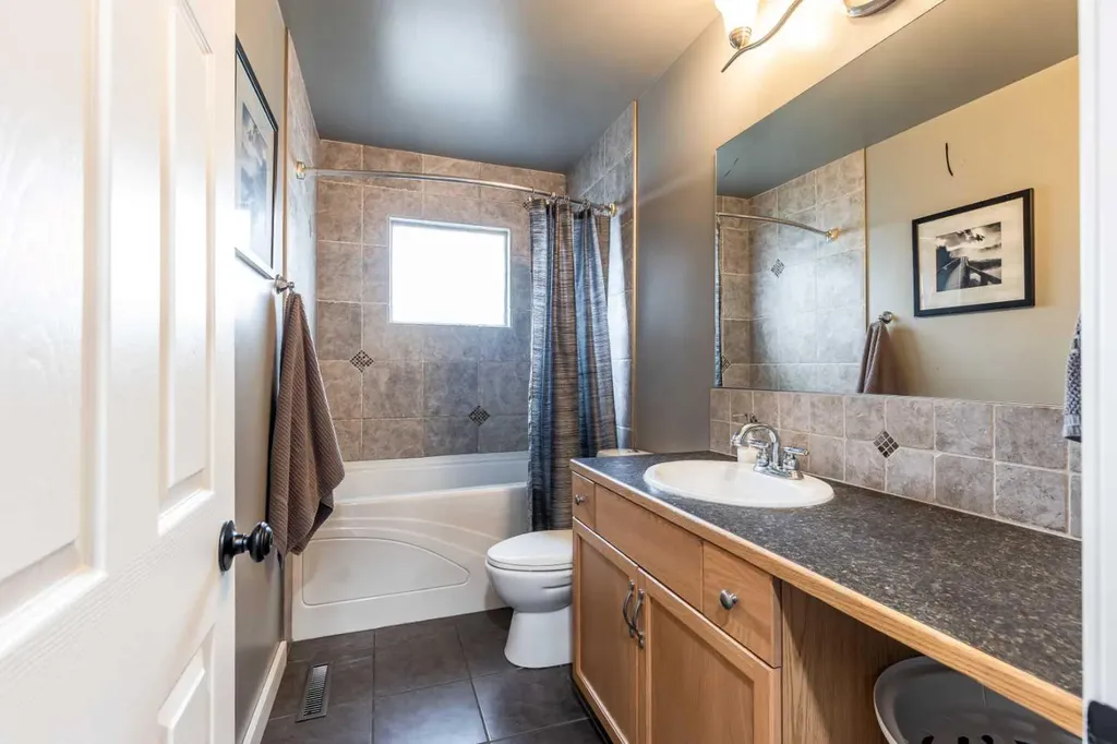 510 Terrill Road NW Medicine Hat AB T1A 7A7
