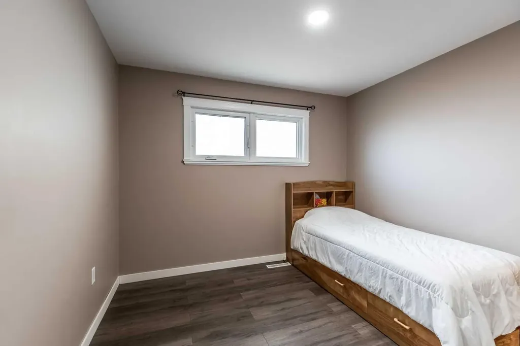 510 Terrill Road NW Medicine Hat AB T1A 7A7