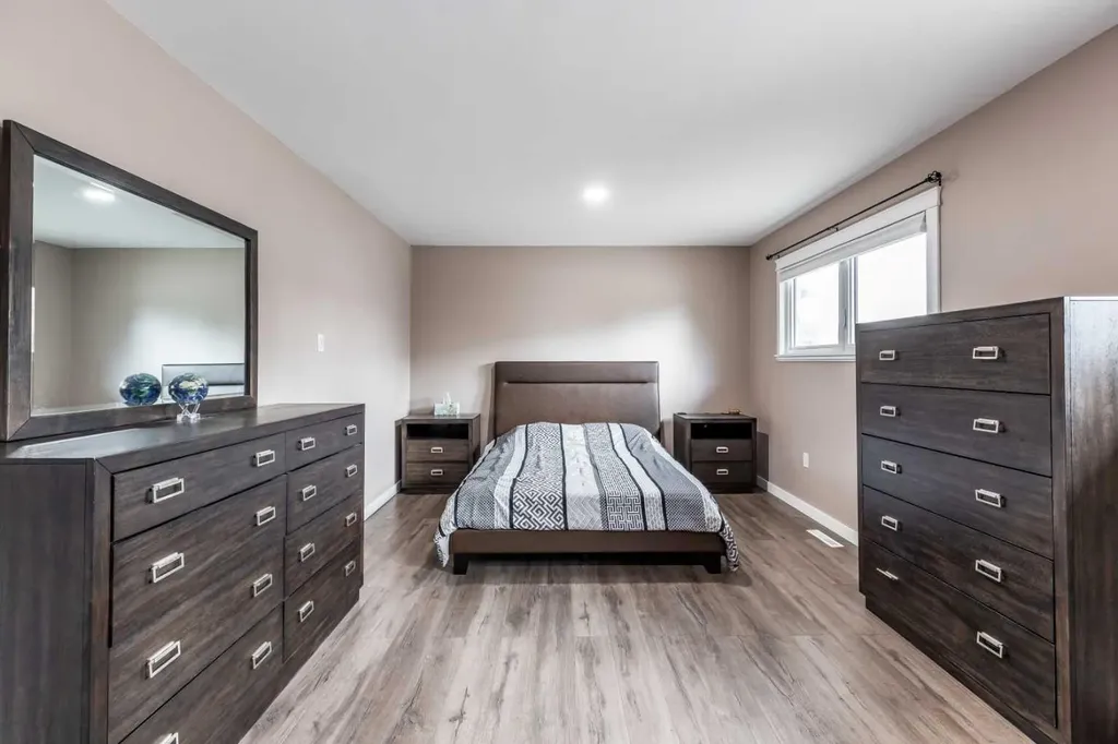 510 Terrill Road NW Medicine Hat AB T1A 7A7